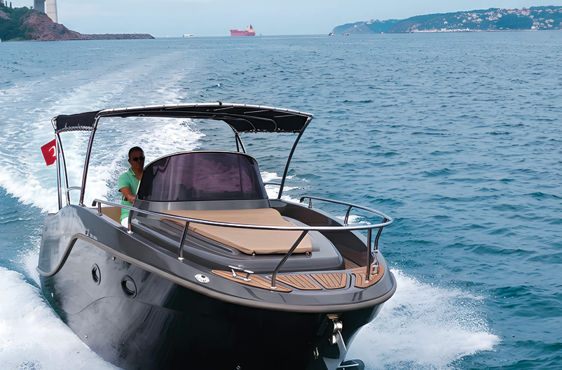 Moonday Yachts